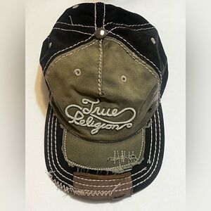 Vintage True Religion Distressed Embroidered Horseshoe Logo Cap Rare